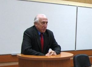 Светлой памяти