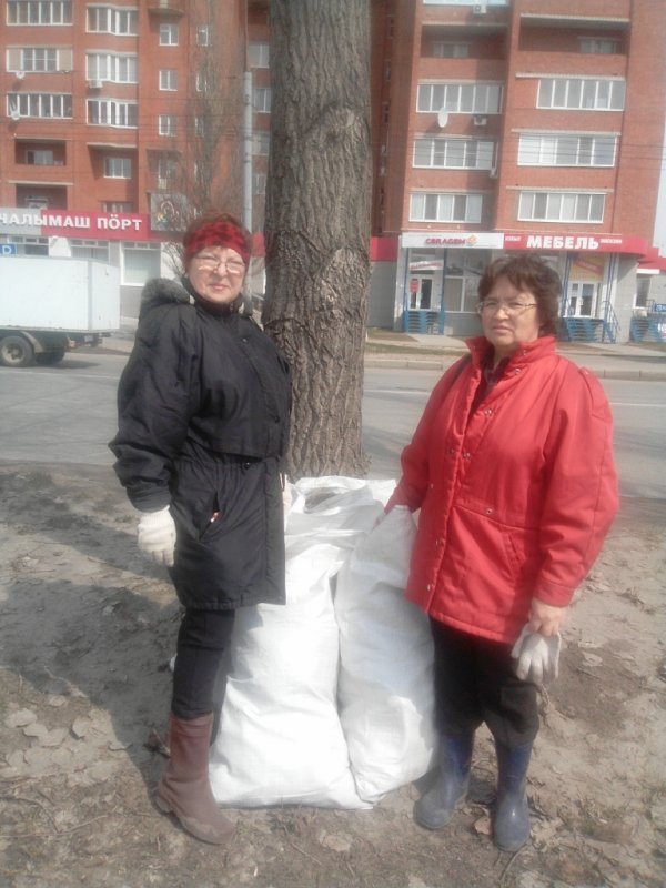 Трудовой десант на улицах города